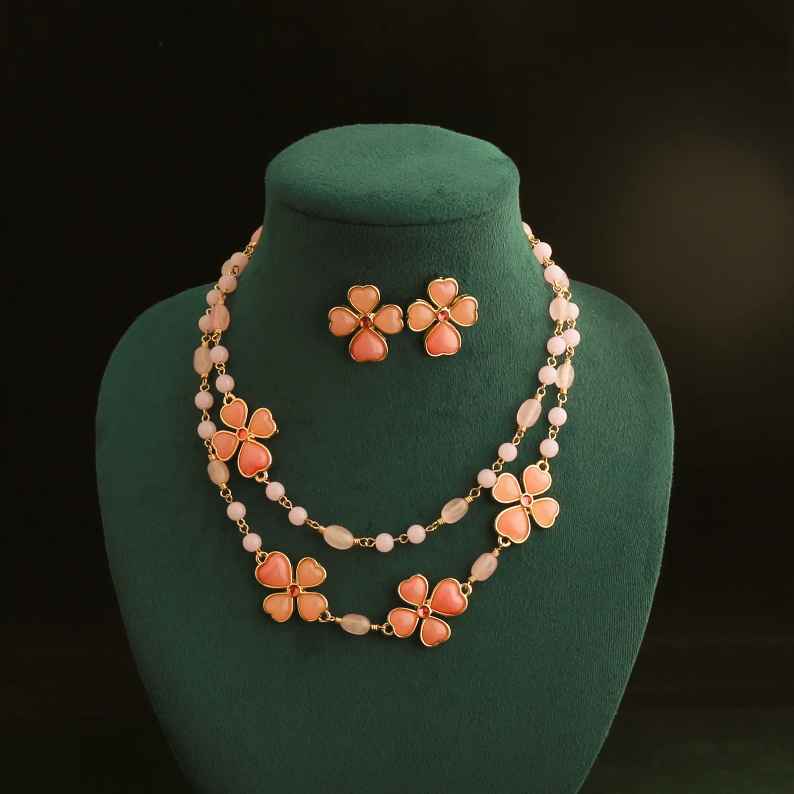 Cute Sweet Pink Natural Stone Flower Necklace Clavicle Chain Bohemia Style Statement Layed Neck Chain Earrings for Women