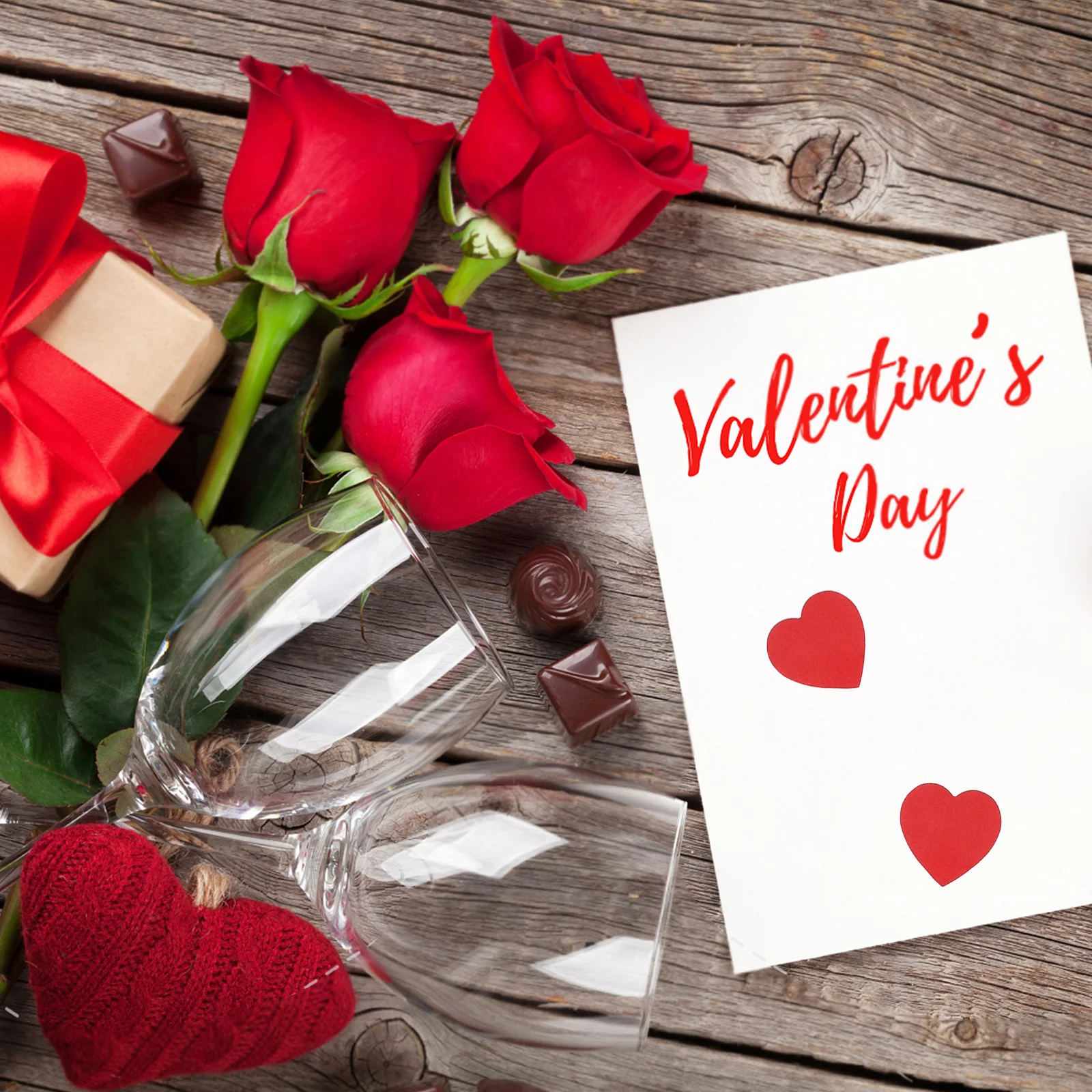 1 ロール ハート型ステッカー 粘着シールラベル 封筒用 パーティーの記念品 結婚式の包装 バレンタインデー用 バルクハートステッカー