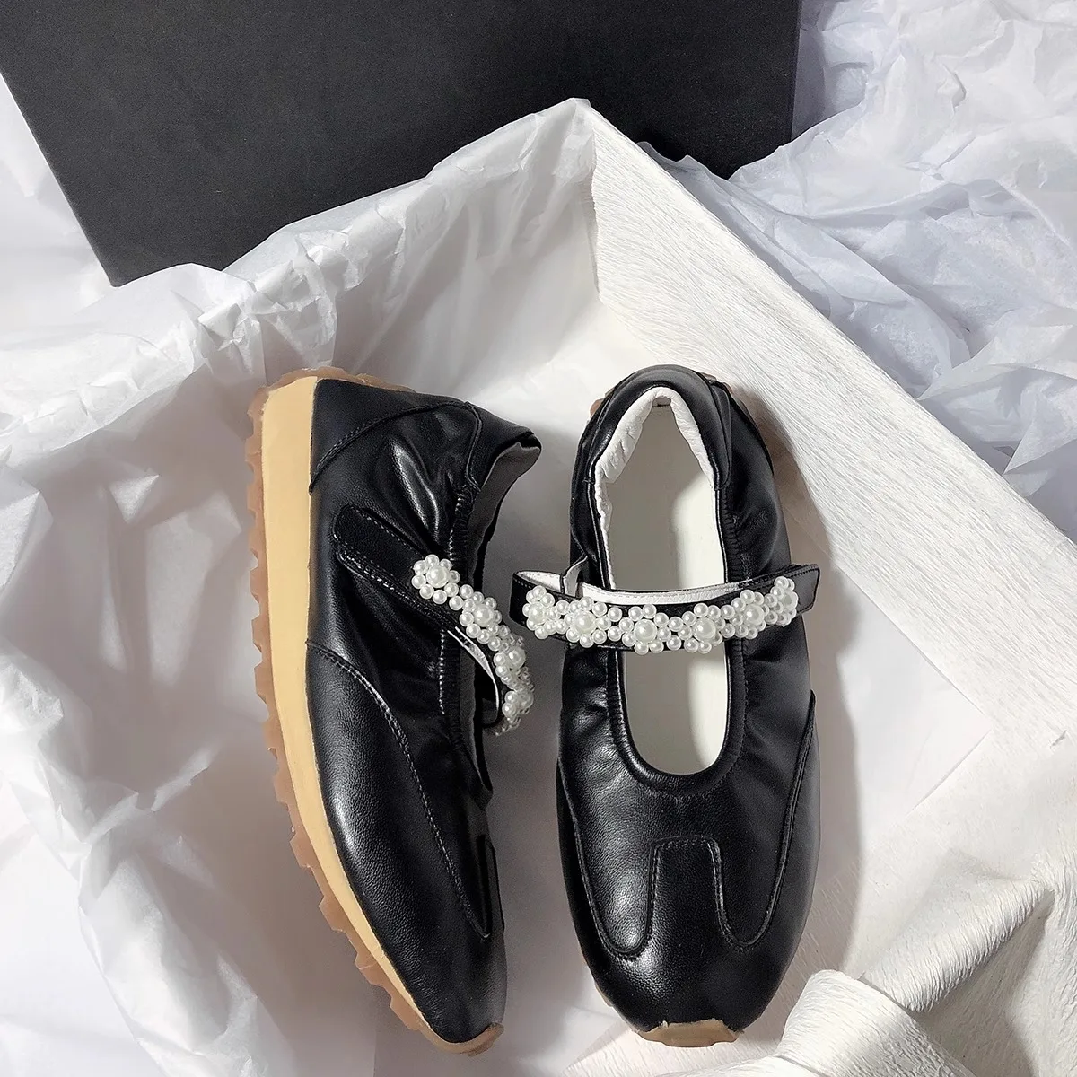 Zapatillas de ballet informales con flores y perlas de cuero genuino, zapatos individuales Mary Jane de tacón bajo con una sola correa y punta redonda