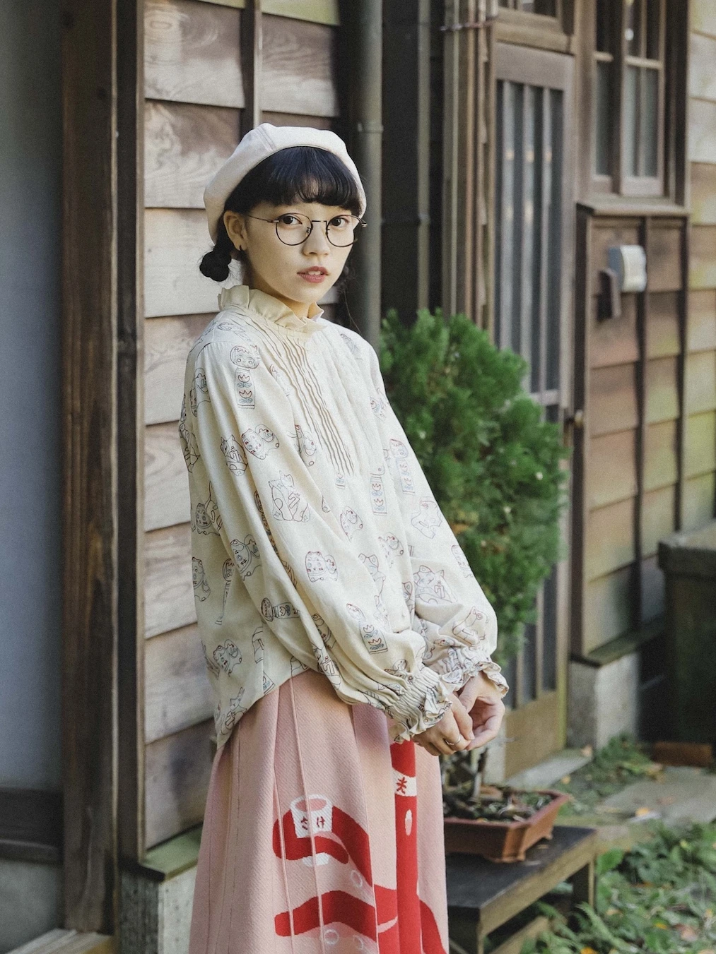 

Девичья блузка Meugler с вышивкой, плиссировкой, пуговицами, из хлопка, с длинным рукавом, воротником-куклой, прямого кроя, в японском стиле