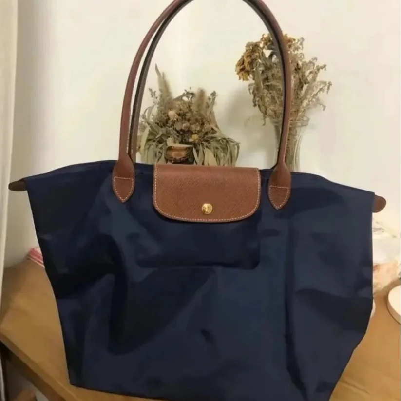 Bolsa de Ombro Feminina Dobrável em Nylon, Bolsa Casual de Grande Capacidade, Classic Sac, Nova Moda, Alta Qualidade, 2022