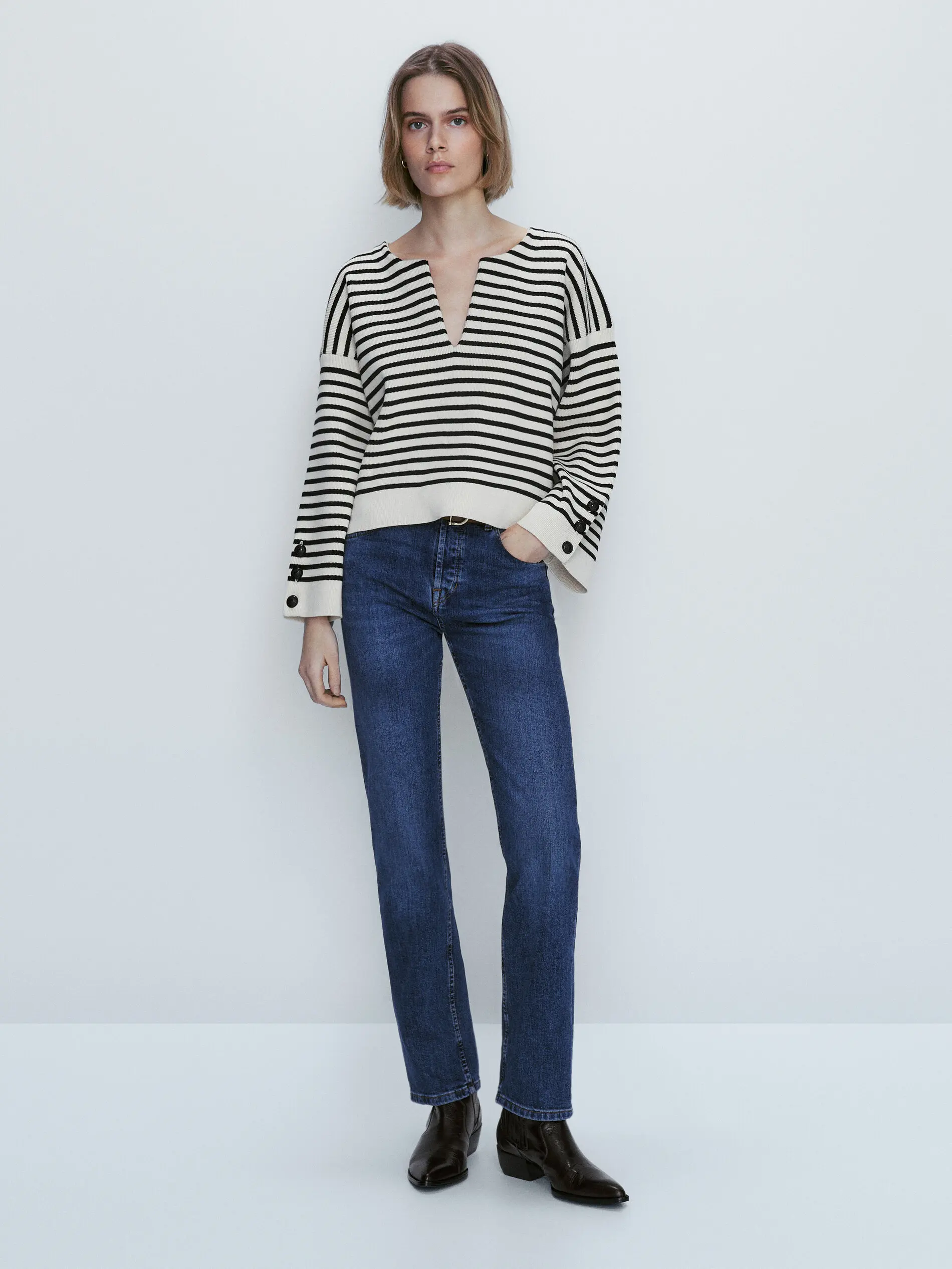 Ethereal MD 2023  autumn new style of Temperament striped knit V-neck loose long-sleeved sweater