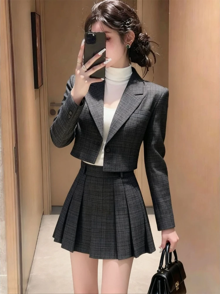 Conjunto de Dos Piezas de Alta - Winter Clothing In French reseña y precio