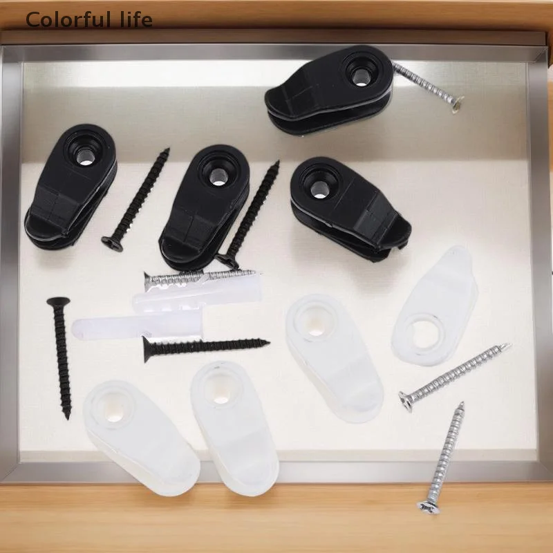 Rust-Resistant Screw-In Clips for Outdoor String Lights; Also Suitable for Plant Baskets; Pack of 20