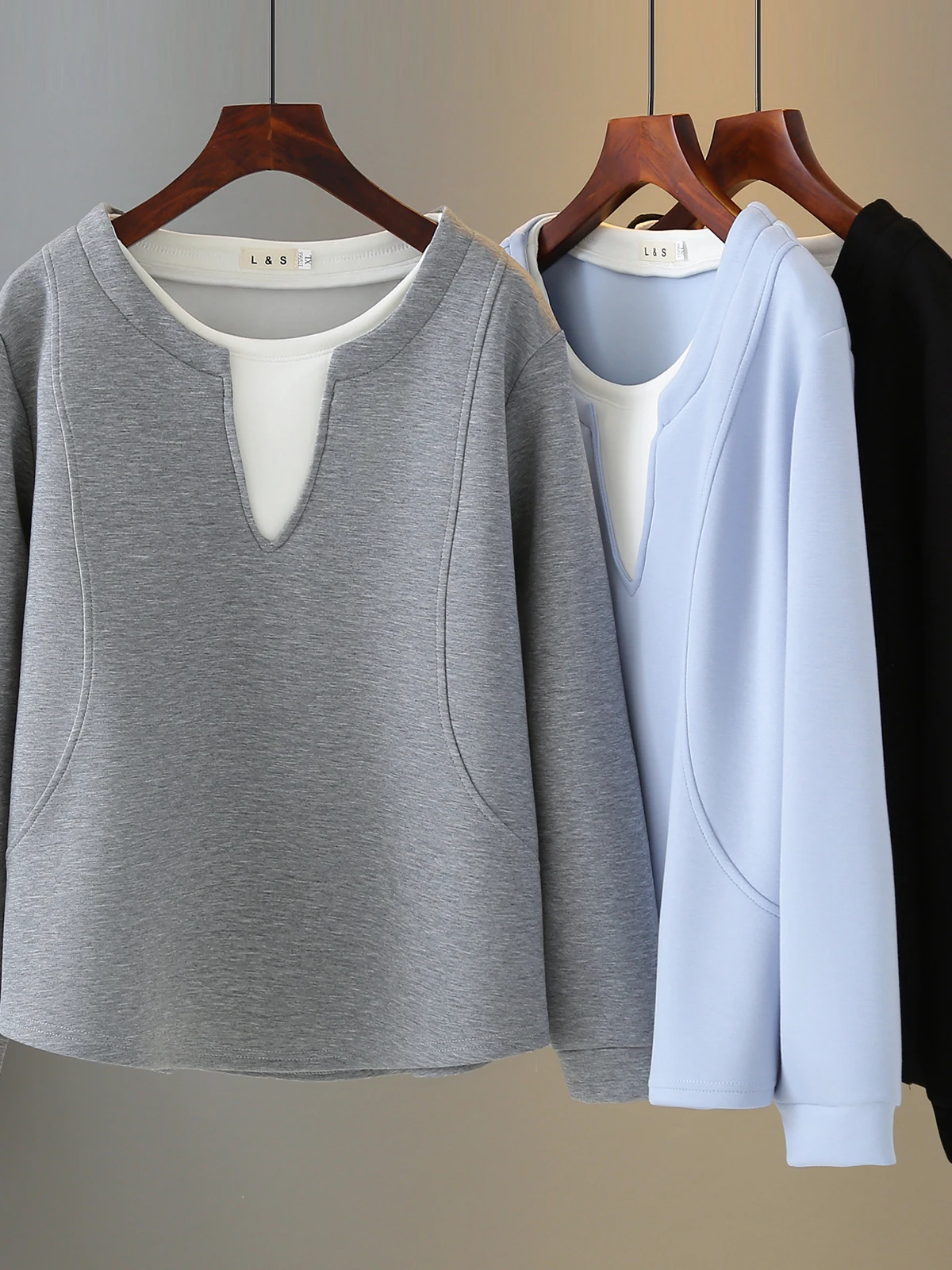 plus Size Women's round Neck Long Sleeve Sweatshirt Color Block Base Layer Top Slimming Design Korean Style Commute Fashion