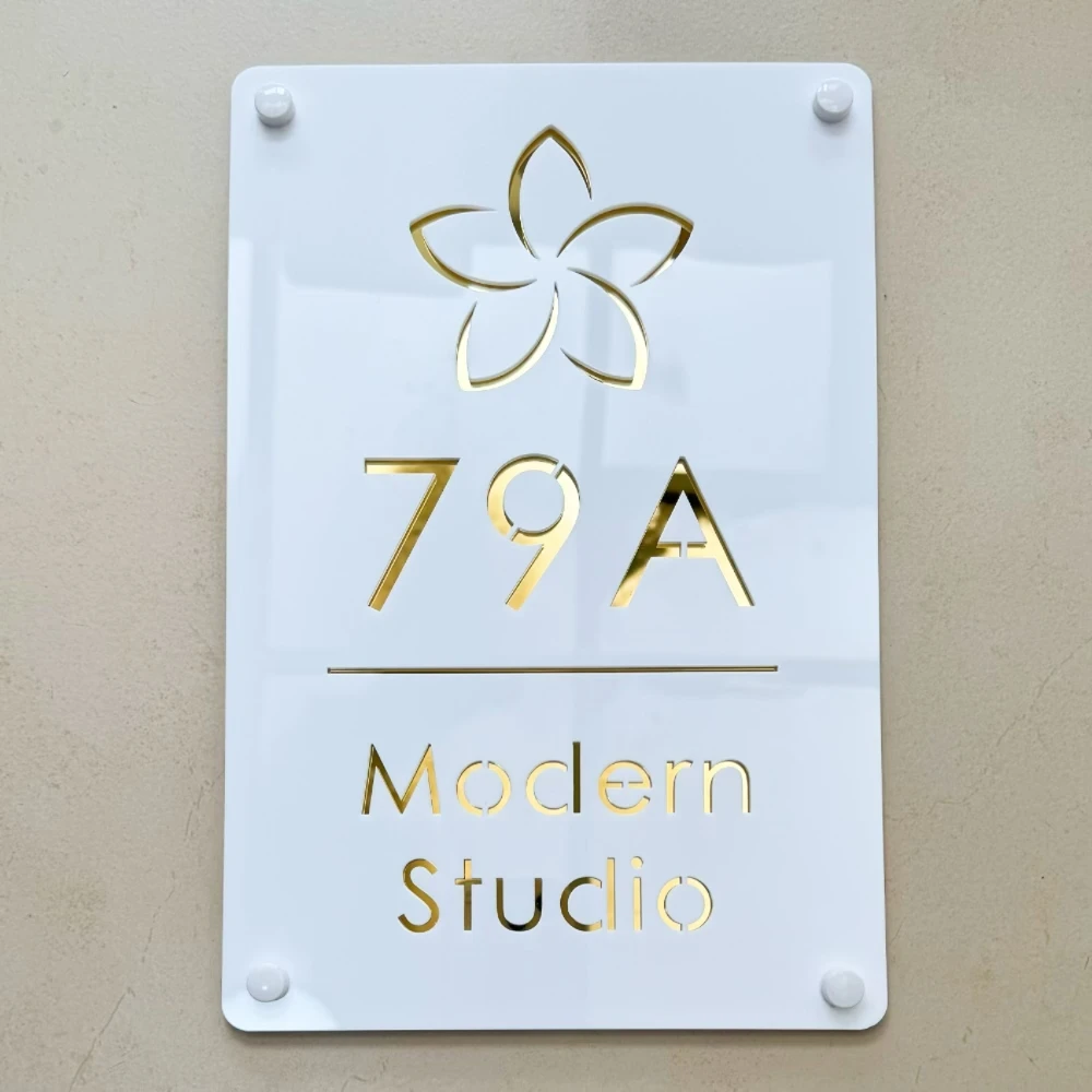 

Modern Acrylic House Number Door Plates Customize Laser Cut Icon Letter Family Name for Shop Bar Apartment Villa Hotel Mailbox