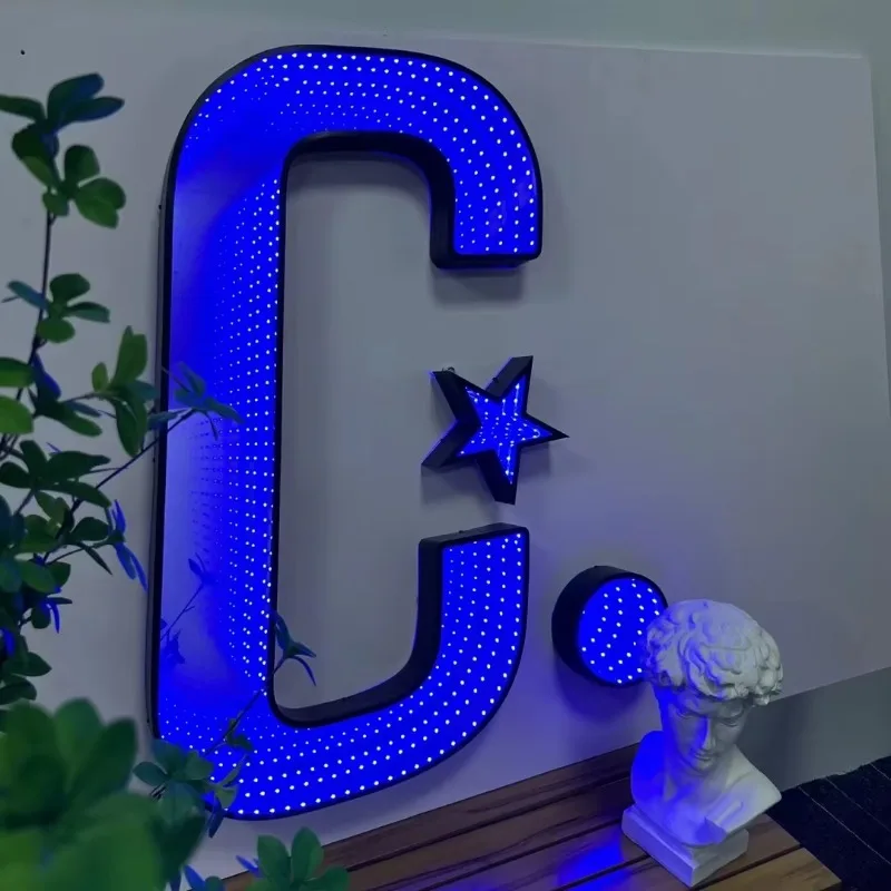 Infinity Mirror Light Emitting Diode Tunnel Light