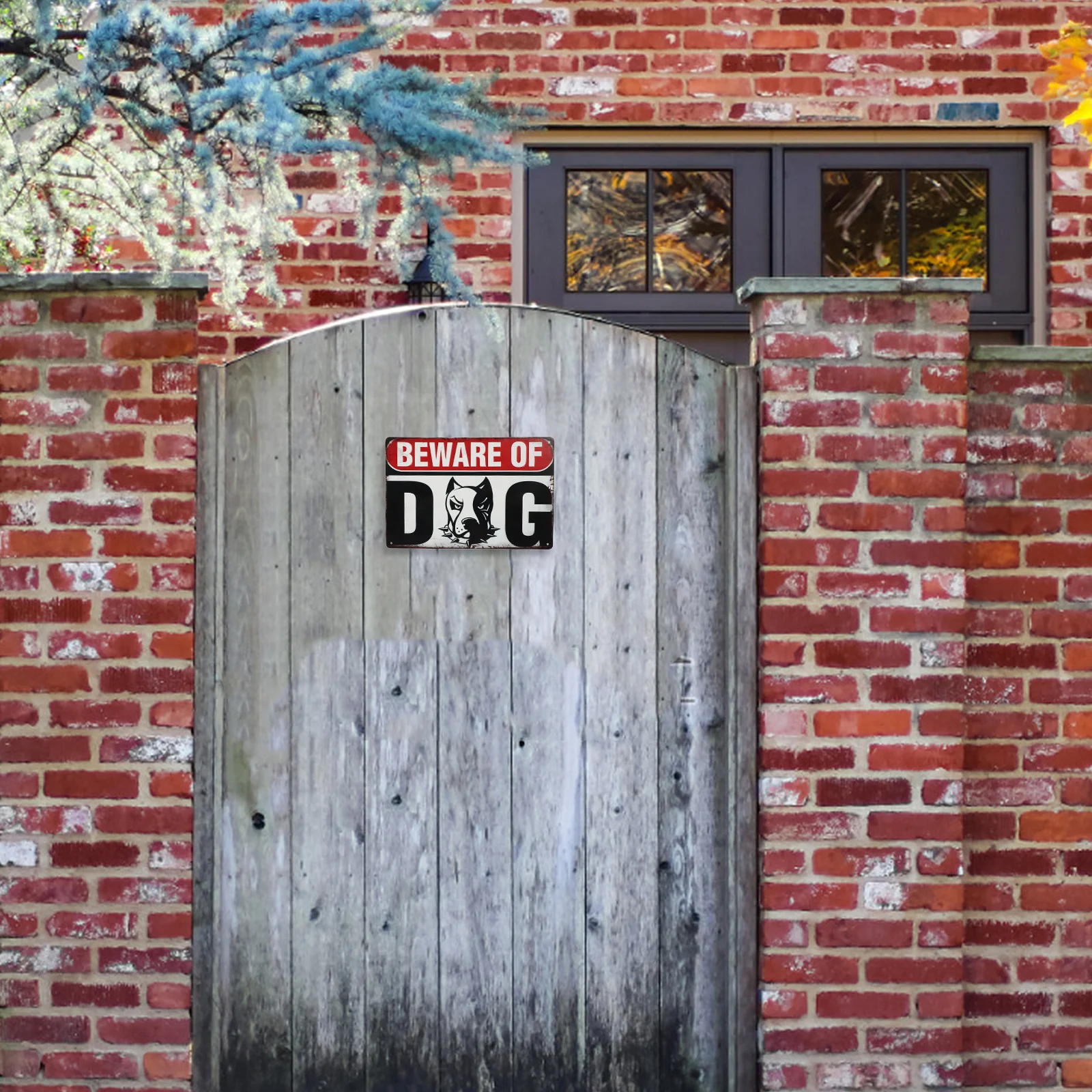 

Durable Metal Beware of Dog Sign Vintage Design Funny Outdoor Garden Yard Sign Weatherproof Garage Patio Decor
