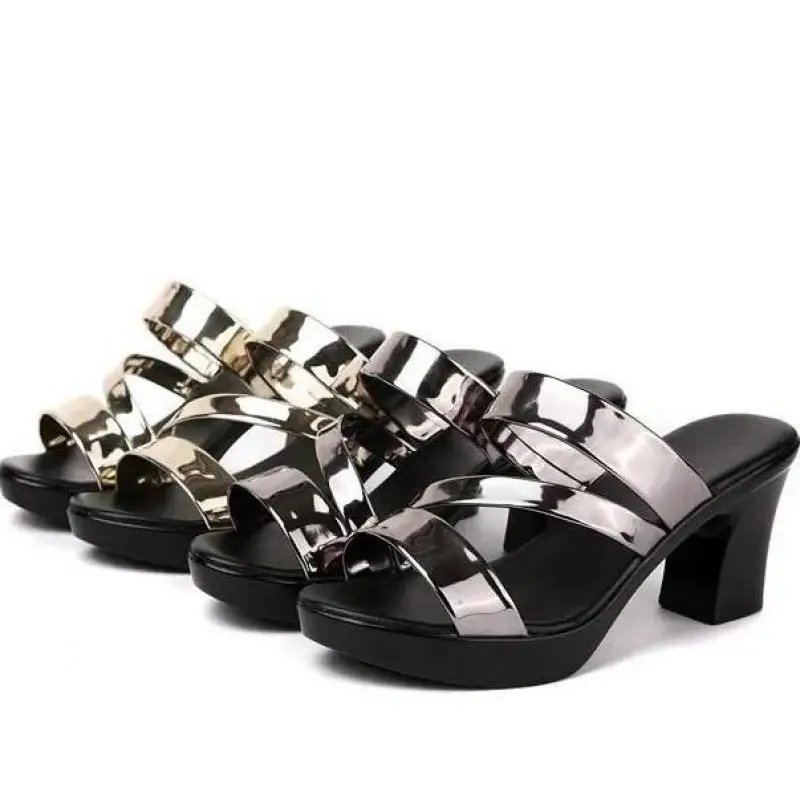 35-40 النساء النعال صندل كعب عالٍ أحذية الصيف الإناث منصة اللمحة تو الوجه يتخبط الشاطئ الشرائح منصة مثير chausiras 1