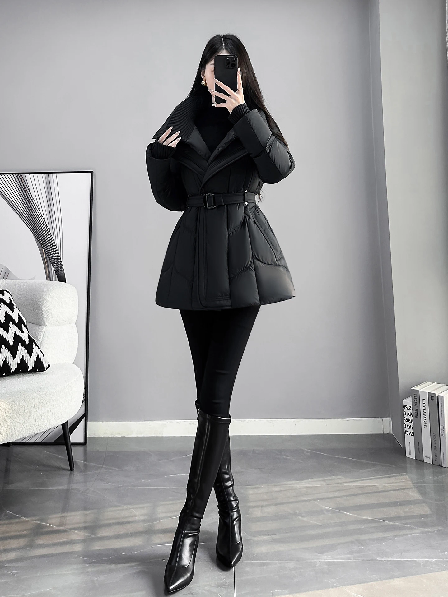 

Женская утепленная куртка Bla Faion 2025: Новая зимняя модель, приталенная, теплая, с 90% белым утиным пухом, маленький размер, верхняя одежда