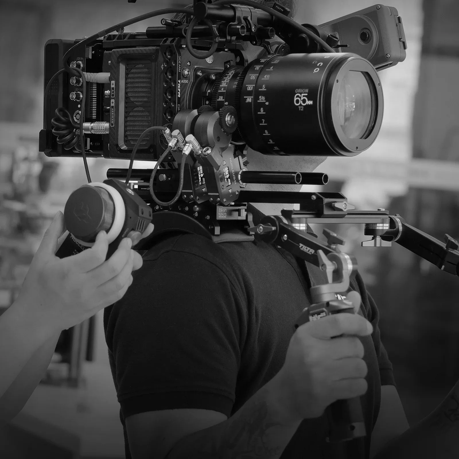 TILTA Nucleus-M مجموعة نظام التحكم في عدسة التركيز اللاسلكي I لكاميرا DSLR Gimbal DJI Ronin RS3 WLC-T03-K1