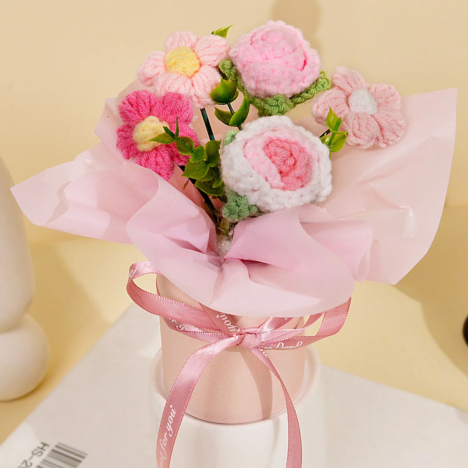 1 Stück handgefertigter gehäkelter Rosenstrauß, gestrickte Rosen- und Gänseblümchenblume für Muttertag, Weihnachten, Thanksgiving und Heimdekoration – Detail 4