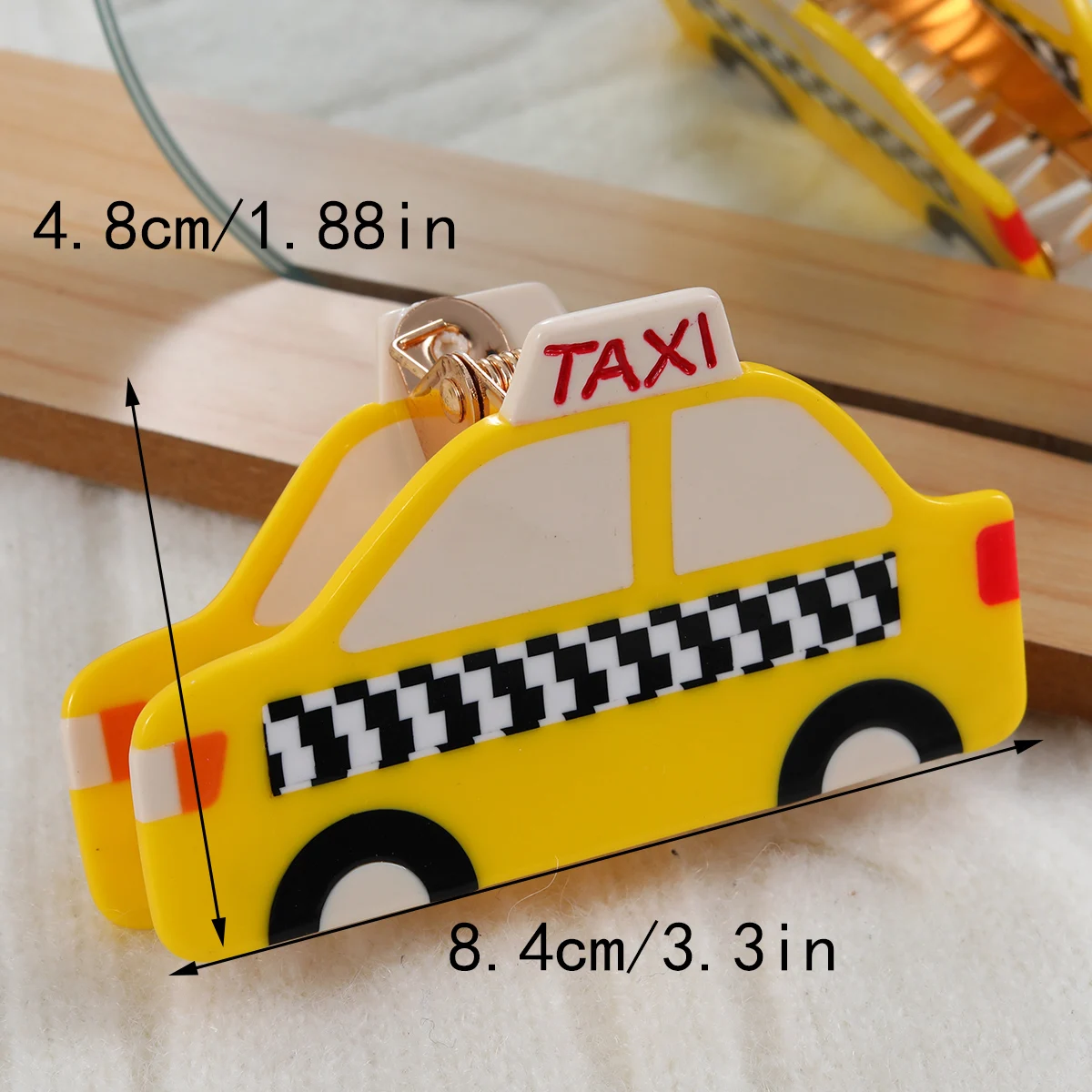 1pc Cartoon Acetate Hair Claw Clip Yellow Taxi Shaped Hair Claw Clips Non-Slip Strong Hold Jaw Clips Headwear For Women