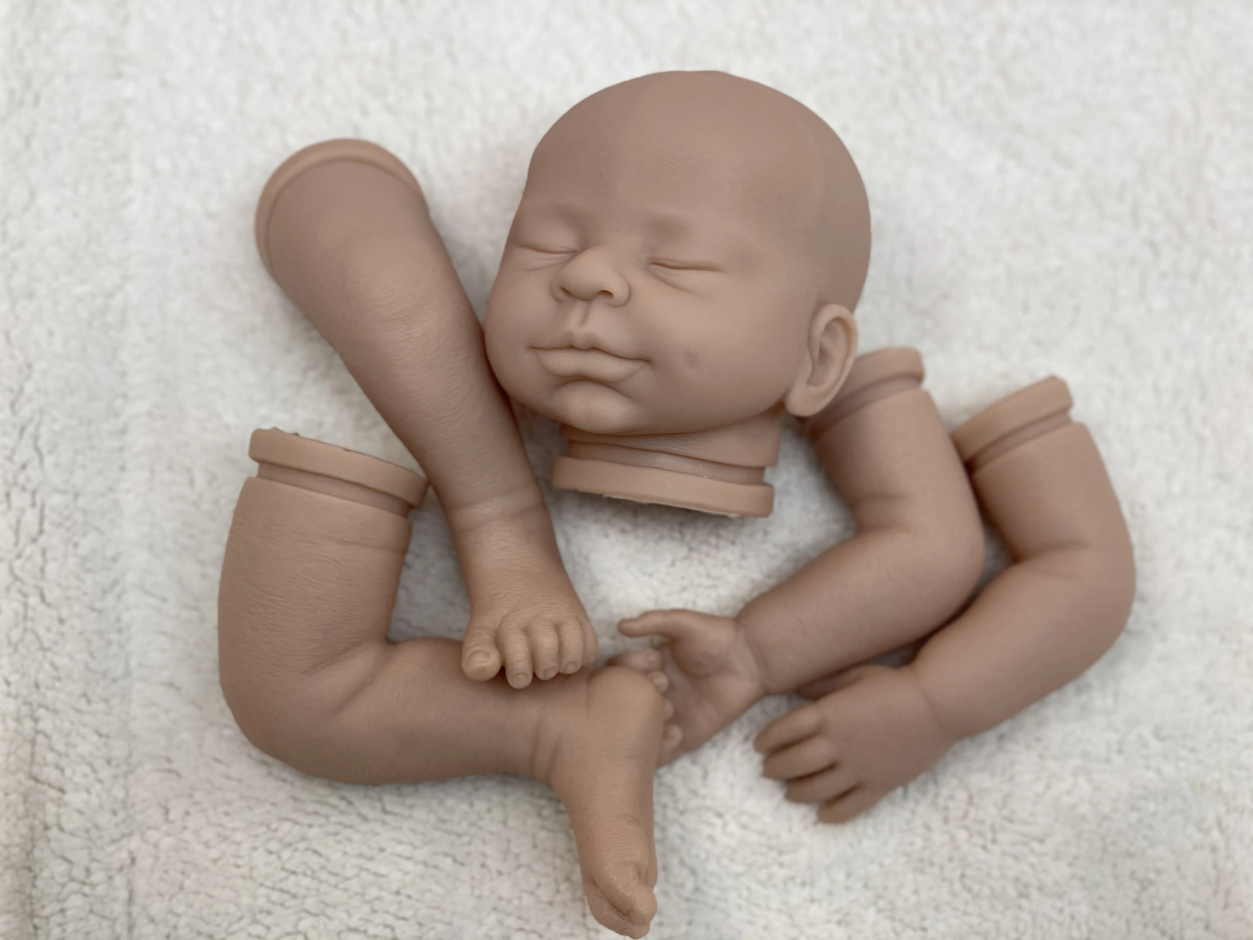 50CM Bebé Reborn Doll Kits With Realistic Skin Wrinkles Painted/Unpainted Sleeping Newborn Baby Soft Vinyl Unfinshed Kit Toys