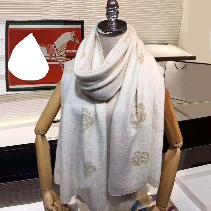 

Elegant Woman Warp Knitted Flower Scarf Shawl Spring Autumn Classic Colors Versatile Neckerchief Wraps Cape Shoulder Piece