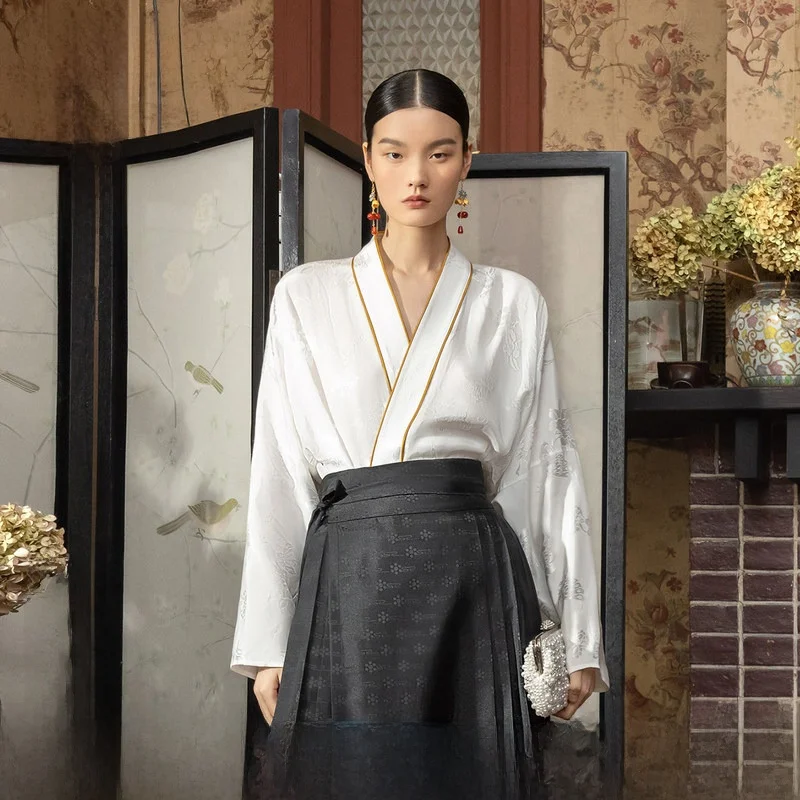 

Новый китайский кардиган с длинными рукавами и цветочной вышивкой, женский свободный топ в стиле ретро, разноцветный, модный.