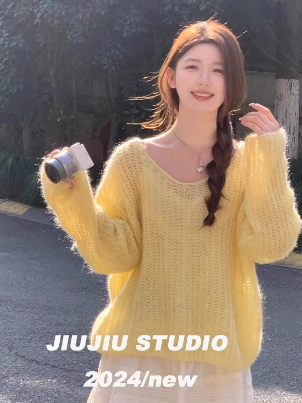 

Spring 2025 Women's Loose V-Ne Knitted Sweater Yellow Hollow out Design Comfortable Sle Long Sve Korean Faion