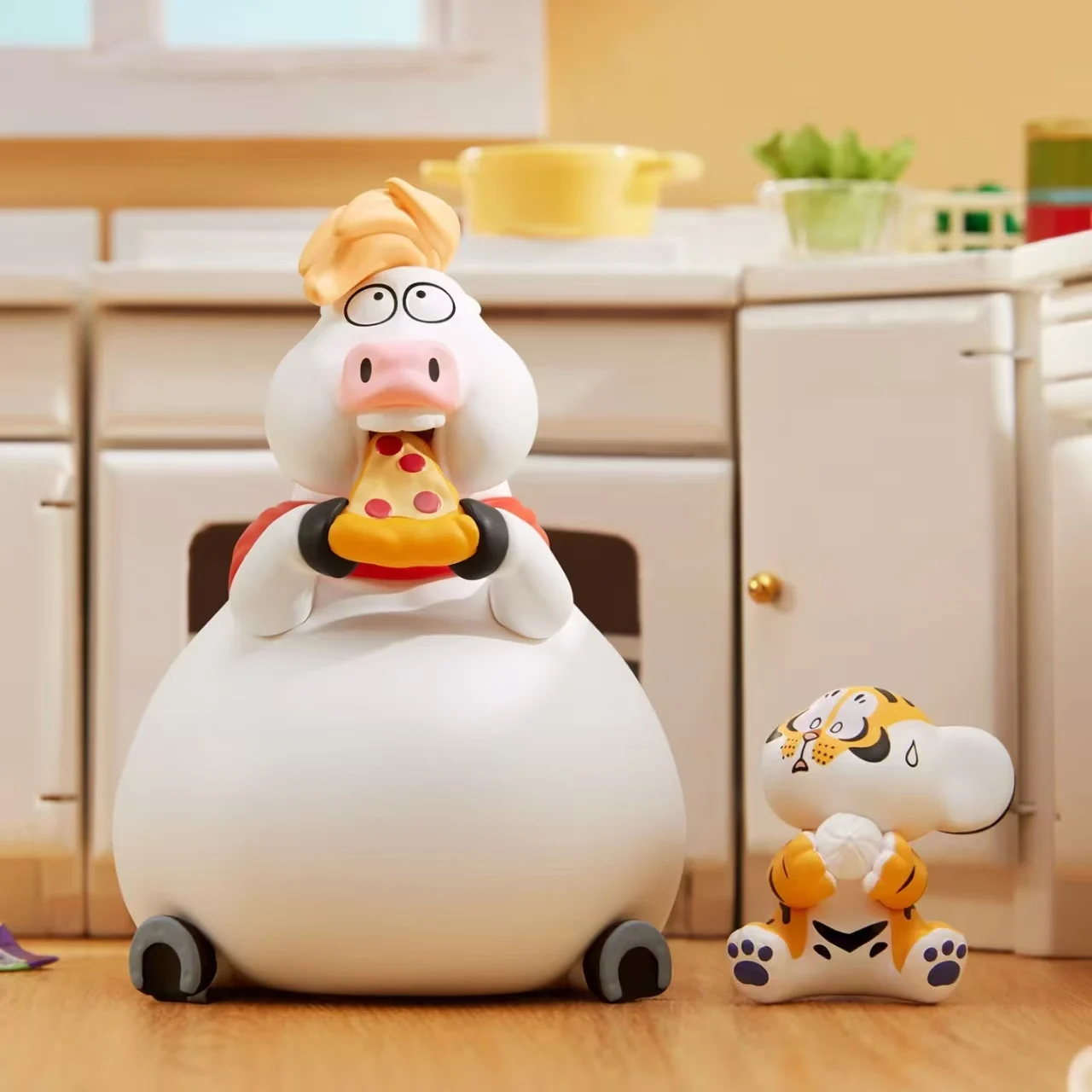 

Original Hot New Year'S Gift I Am Not Chubby Mamafu Rich Series Trendy Play Blind Box Figurine Ornament Home Decoration Model