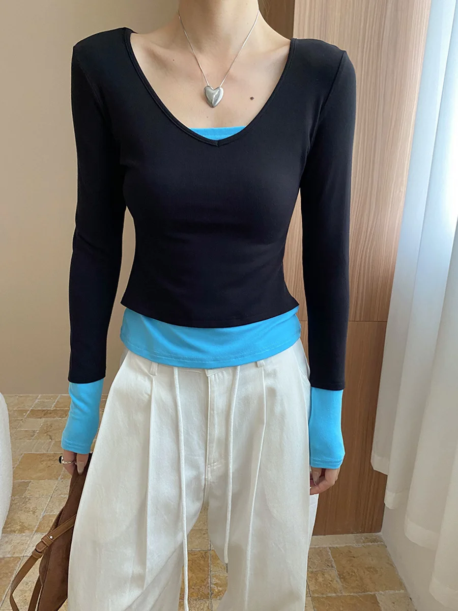 

Autumn and winter women's casual solid color V-neck long sleeved fake two-piece slim fit T-shirt