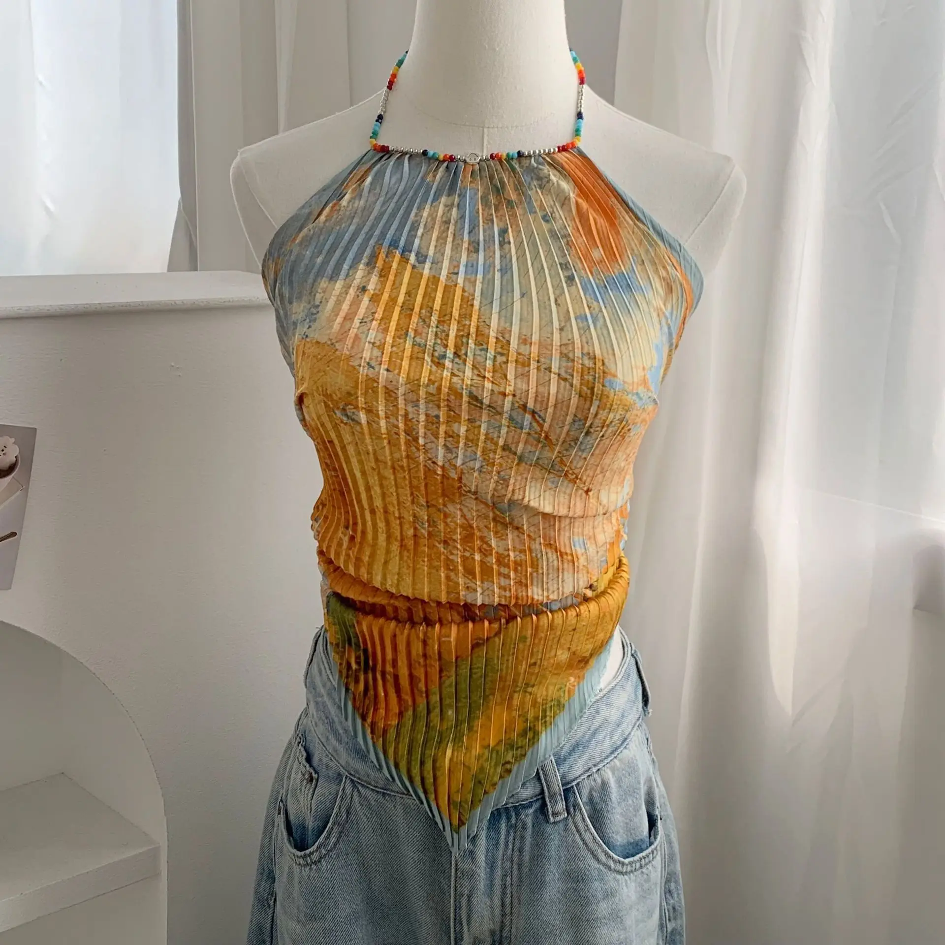 Folded silk scarves, high-end summer new models, multi-purpose wear, oil painting style tube top, external wear, neck hanging