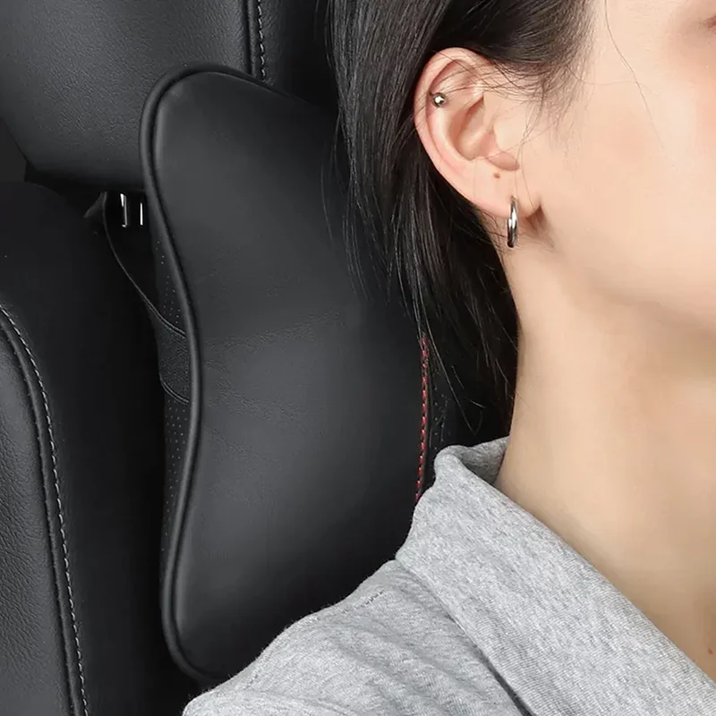 1Pcs Car Seat Headrest Auto Logo Neck Pillow For Daihatsu Terios Sirion Mira Materia Rocky YRV Feroza Charade car accessories view 3