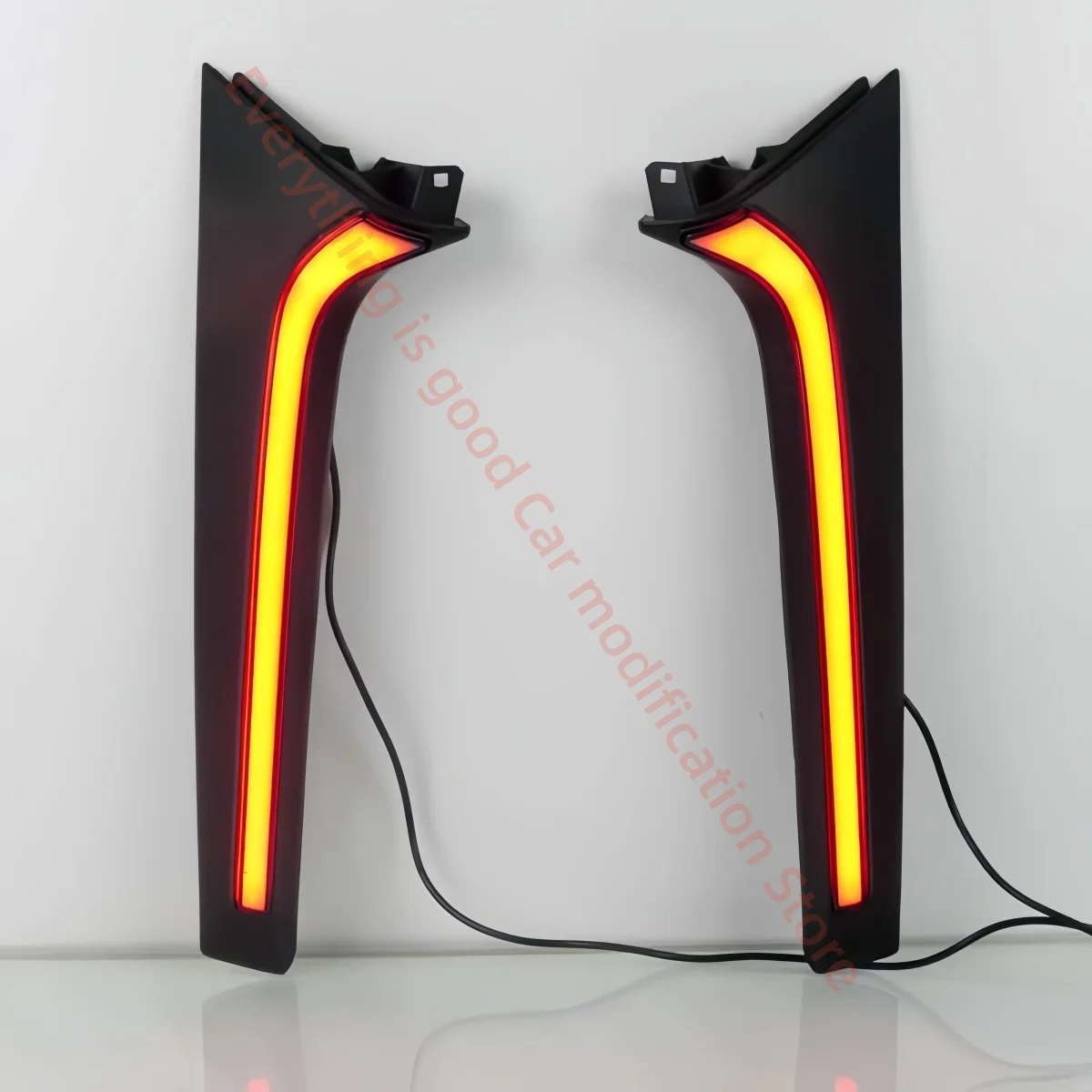 For Toyota Raize/Ativa 2020-2022 Rear pillar light Modification Tail lights Side lights Turn signal Smoked black style Red style