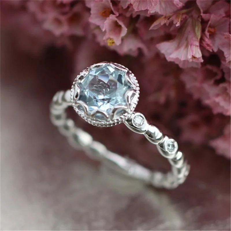 New Women's Ring Hot Sale Copper Material Sea Blue Artificial Zircon Personalized Creative Topaz Inlaid Luxury Wedding