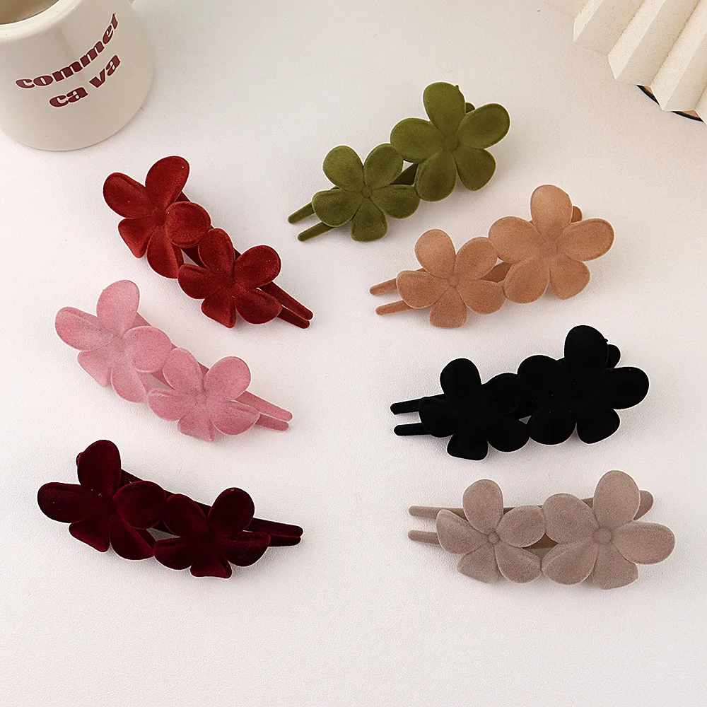 Temperament Velvet Flower Hair Claw Clamp Vintage Elegant Barrette Hair Claw Clip Women Girls Hairpin Hair Styling Accessories