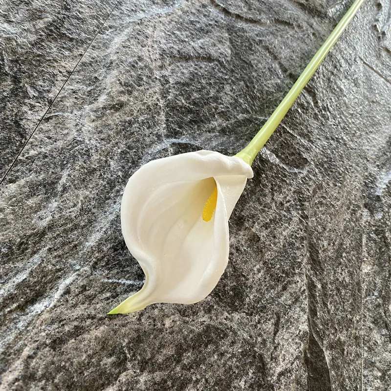 5 Stück Künstliche PU Große Hufeisenblumen Heimdekorationen Calla-Lilien Kunstblumenstrauß Hochzeit Party Tisch Blumendekorationen – Detail 13