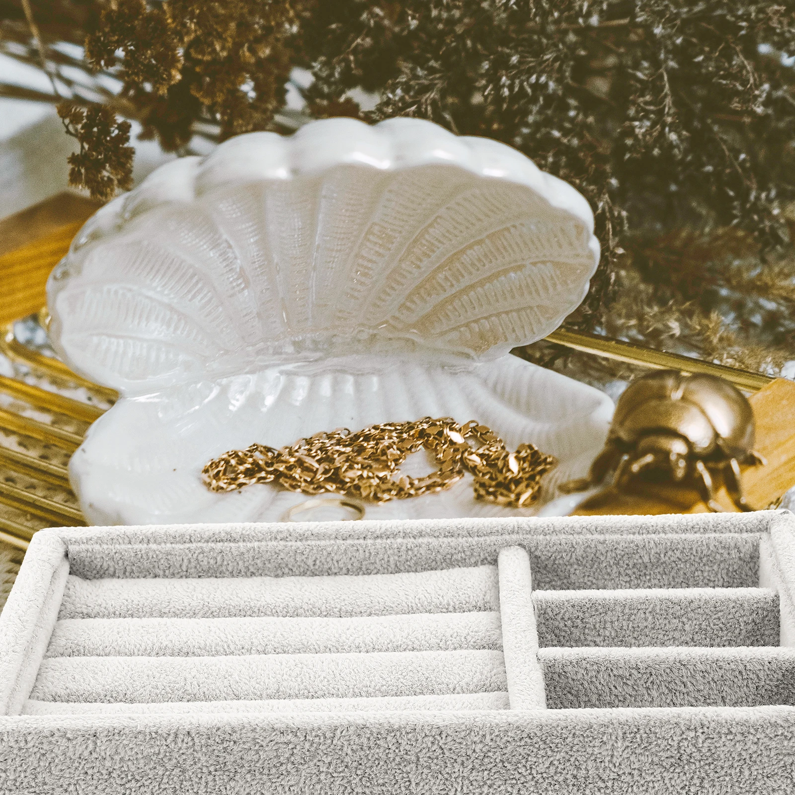 

Gray Elastic Grid Jewelry Box for Earrings Rings Watches Pendants Small Size Portable ganizer Storage Display Tray