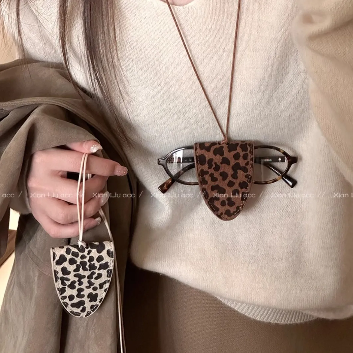 Leopard Print Leather Neck Hanging Sunglasses Clip Glasses Chain Storage Necklace Women's Hanging Rope Sweater Chain