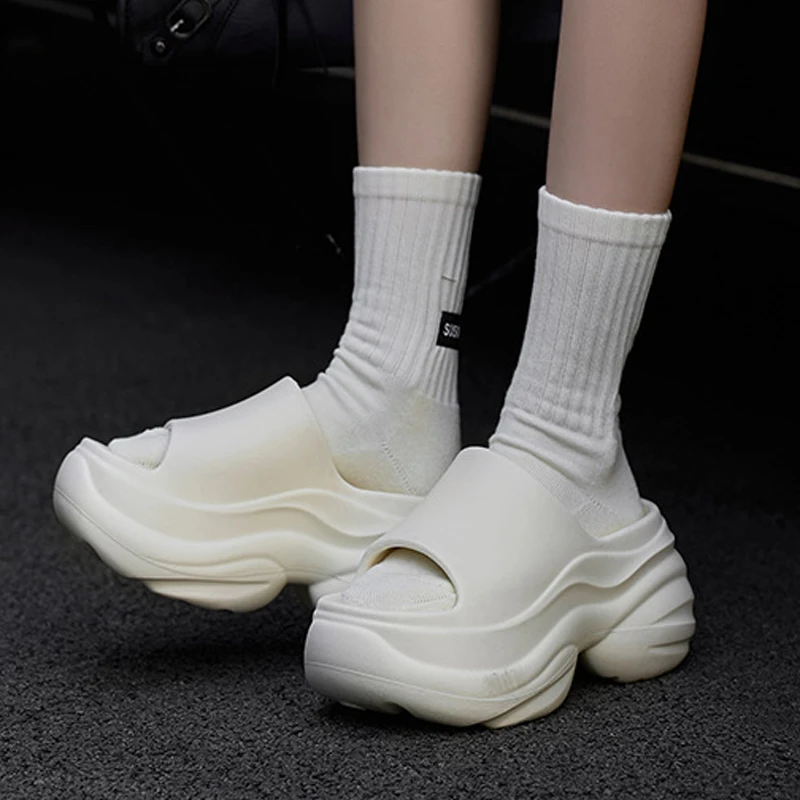 

Домашние тапочки с облаком на танкетке, сабо, женские сандалии, шлепанцы, пляжная домашняя обувь, женские шлепанцы на высоком каблуке и платформе, садовые женские уличные туфли