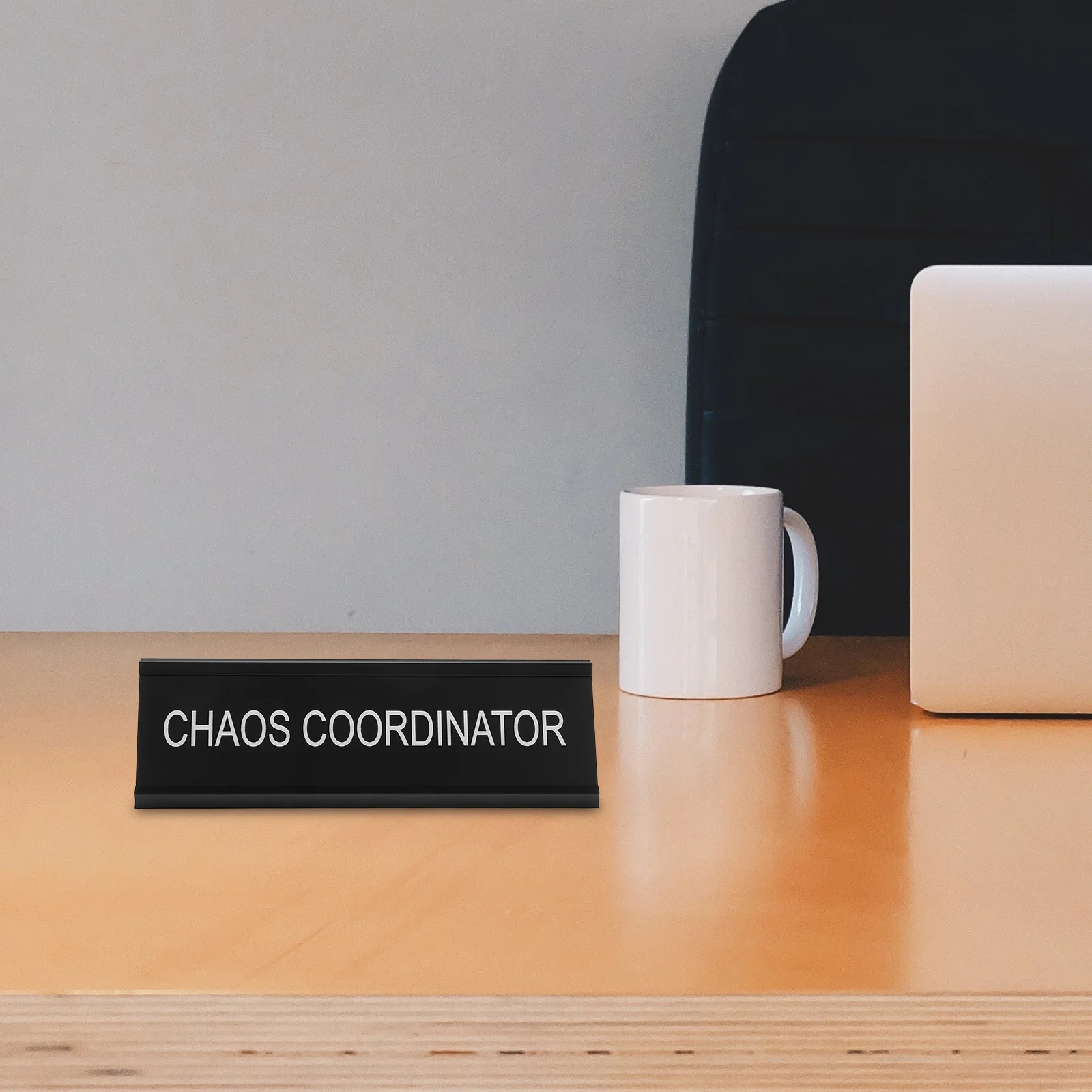 

Aluminum Alloy L-Shaped Chaos Coordinator Desk Plaque Office Sign Funny Desk Name Plate for Home Workspace Decor