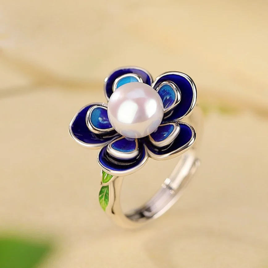 

RARE SOUTH SEA WHITE ROUND PEARL RING SIZE 5-10