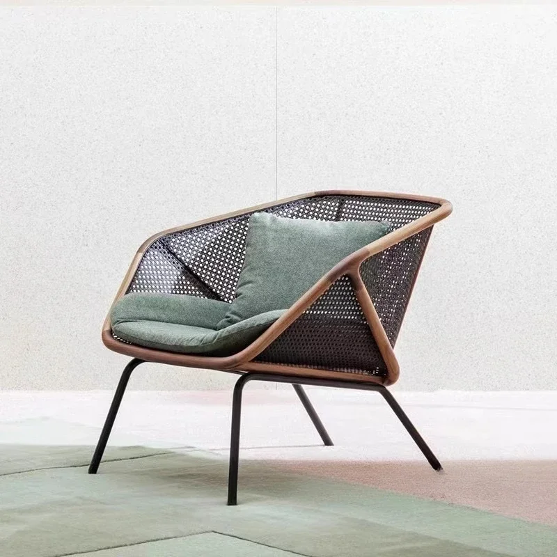 جديد الصينية الرجعية الخشب الصلب مضفر الروطان كرسي الاستجمام الشمال شرفة مسند الظهر القهوة مسند الذراع كرسي الطعام