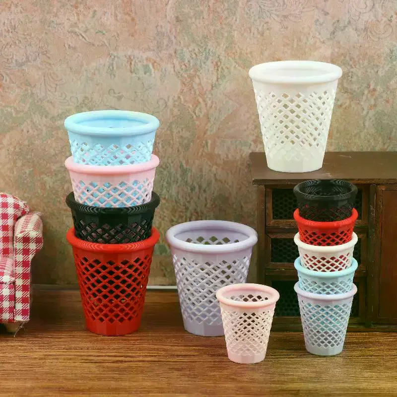 1/12 Dollhouse Mini Hollowed-out Trash Can Model Kitchen Funiture Accessories For Doll House Decor Kids Pretend Play Toys Gift