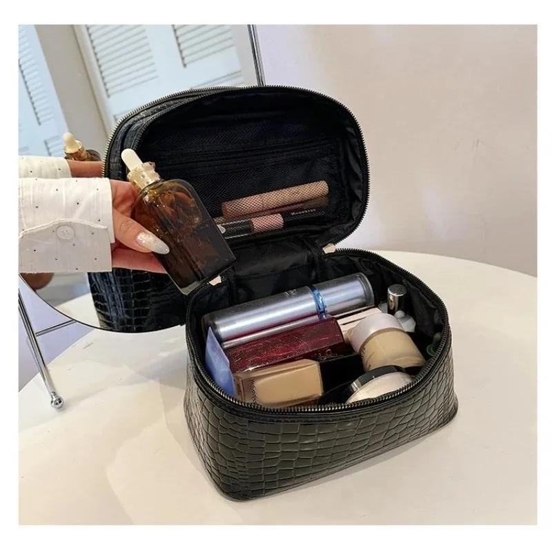 Crocodile Pattern PU Leather Makeup Bag Large Capacity Zipper Cosmetic Case Handheld Travel Toiletry Storage Bag For Women