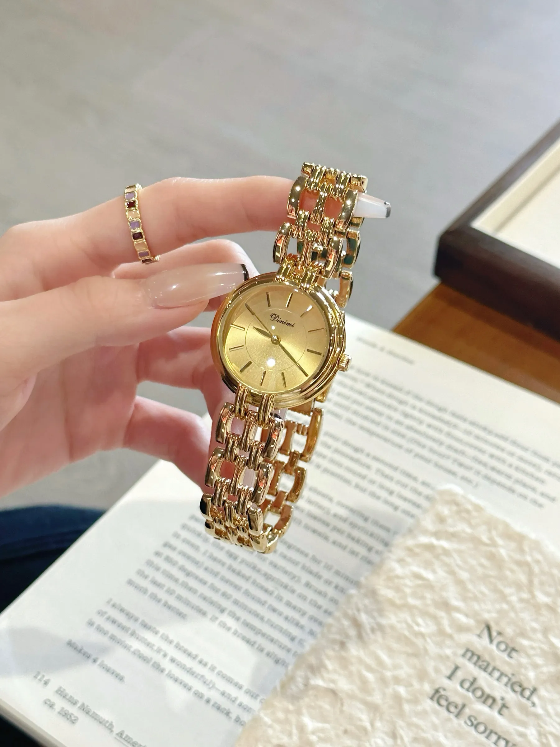 New Stylish Vintage Large-Dial Women'S Watch, 2026 New Model, High-End And Versatile Women'S Watch, Perfect Gift For Women.