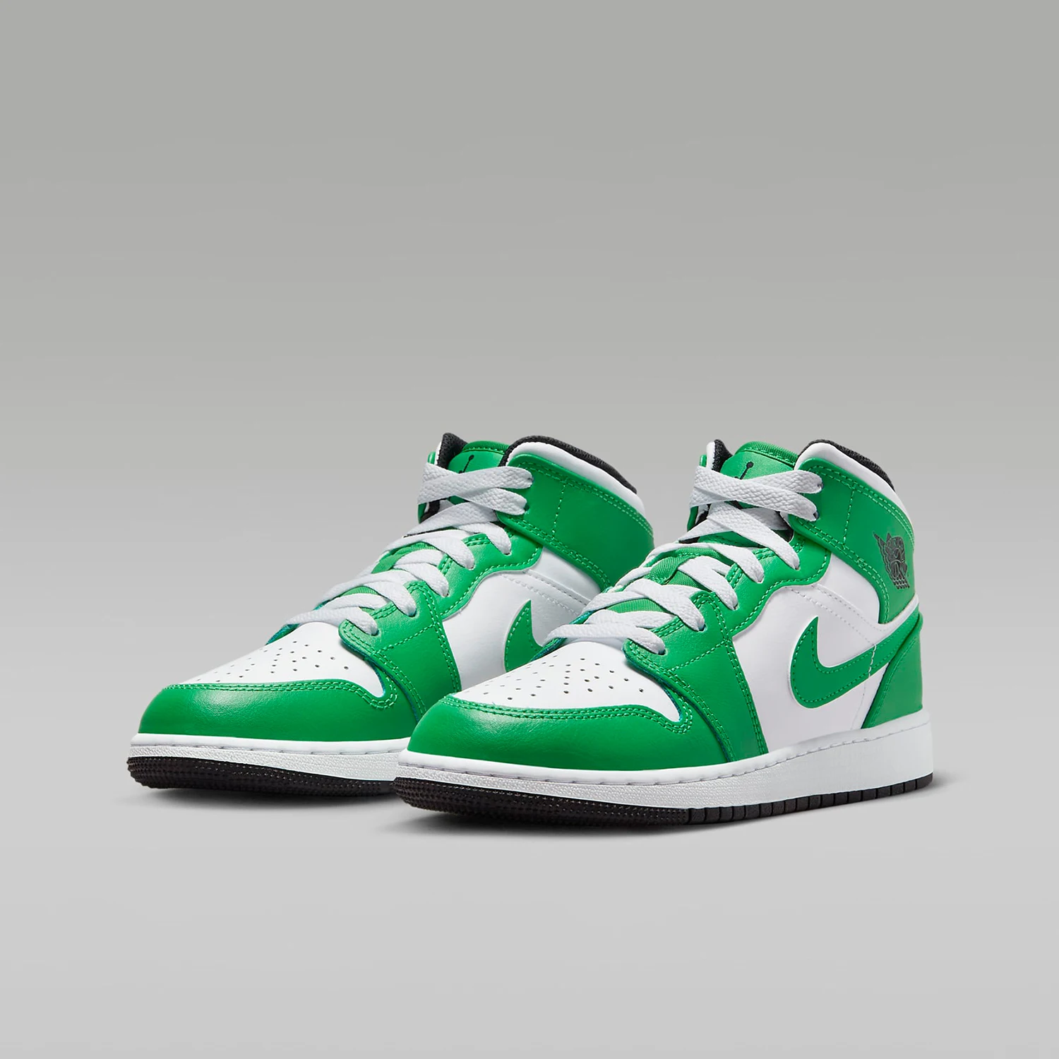 

Nike Authentic Air Jordan 1Mid GS Women's Big Kids Sneaker DQ8423-301