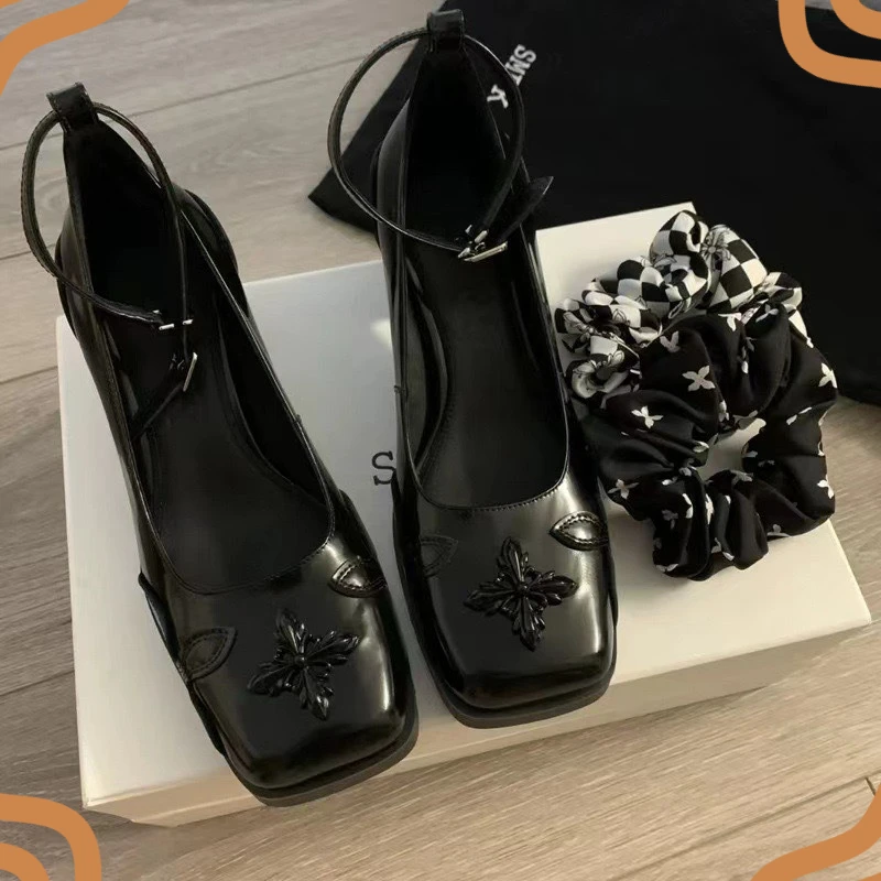 Retro Women's Mary Jane Shoes Exquisite Square Toe High Heels for Woman Sweet Lolita Casual Shoe Designer Shoes Zapatos De Mujer