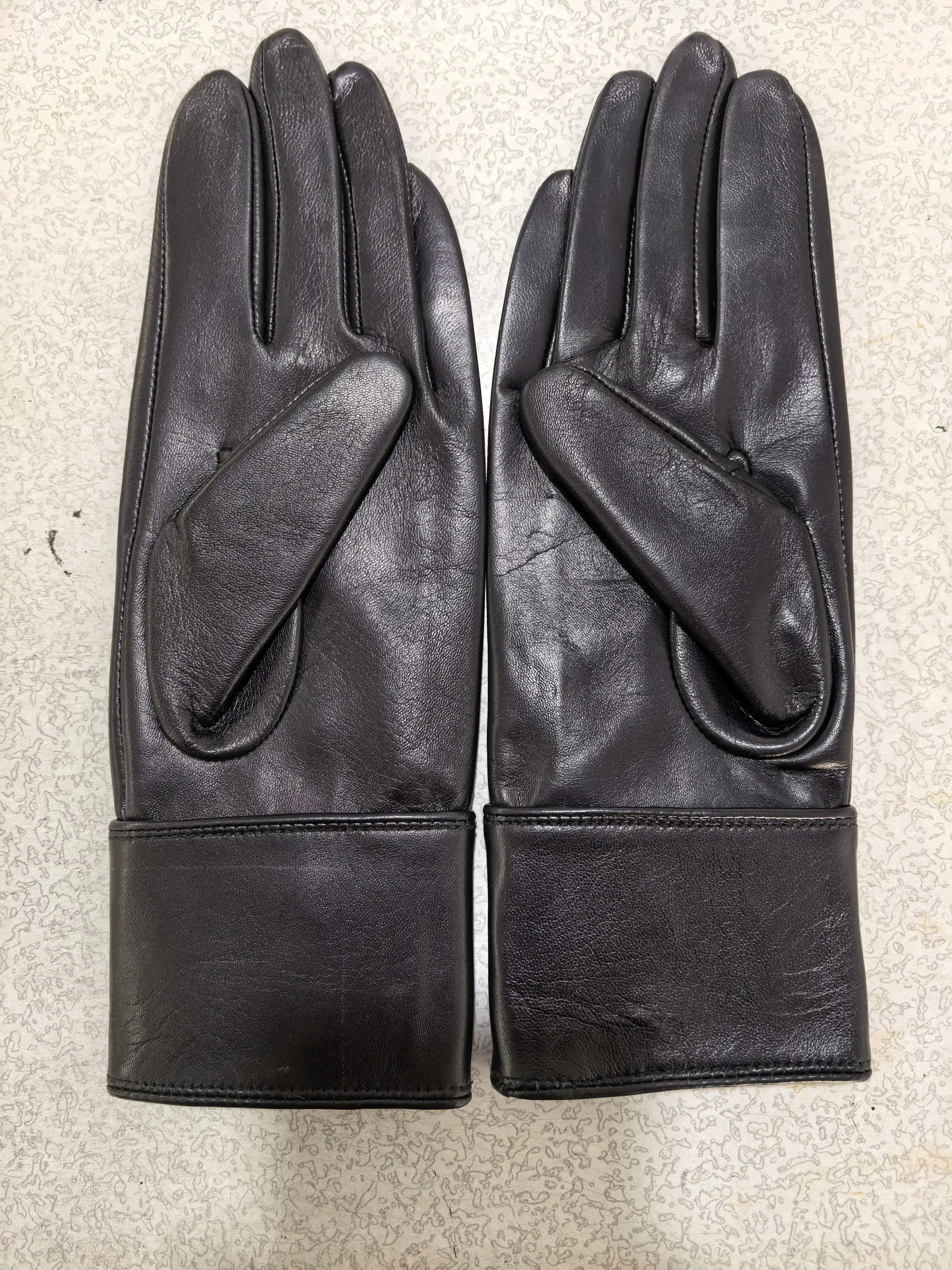 

Men's Luxury Goat Leather Gloves with Leather Wrist Protectors Handcrafted Genuine Leather Mittens for Formal Wear