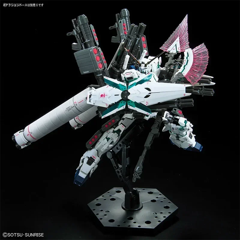 Originele Bandai RG 1/144 FULL ARMOUR UNCORN Gundam Anime Model PVC Speelgoed Anime Action Figure Collectible Ornamenten Geschenken Op Voorraad