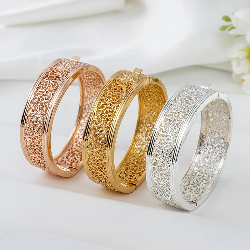 Elegant Hollow Carved Bangle Bracelets, Golden/Rose/Silver Plated,Vintage Filigree Design,Fashion Jewelry For Daily Wear,Gifts