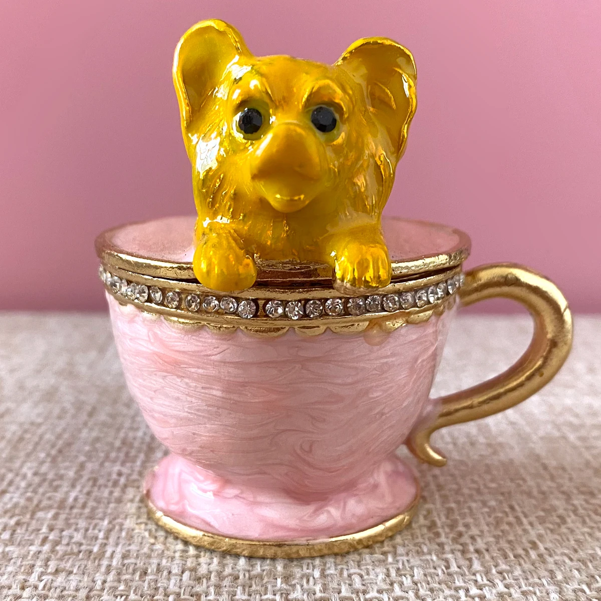 Bejeweled Tea Cup Dog Trinket Box Ring Holders Storage Box Rhinestone Inlay Enamel Painting Dog Figurine Collectible Gift