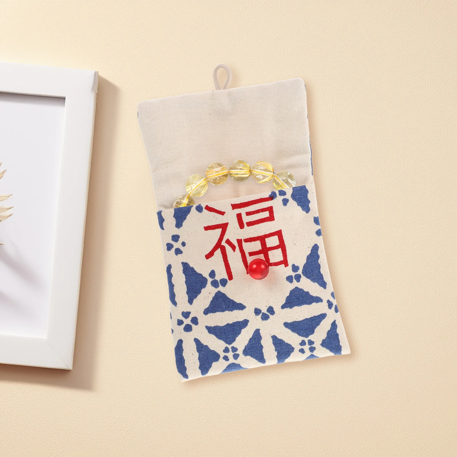 

1pcs Fu Character Embroidery Jewelry Pouch Handmade Small Cloth Bag For Earrings Necklaces Bracelets Travel Storage Pouches