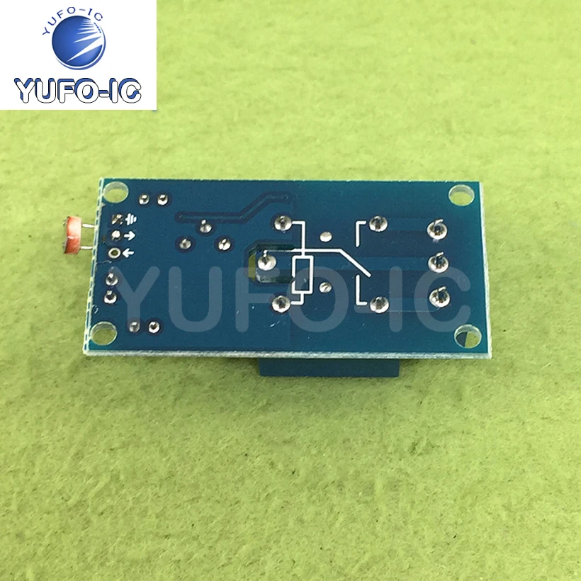 1PCS 5V Light Control Switch Light Seeking Module Photosensitive Electronic Resistance And Relay Module Light Detection (C2a4)