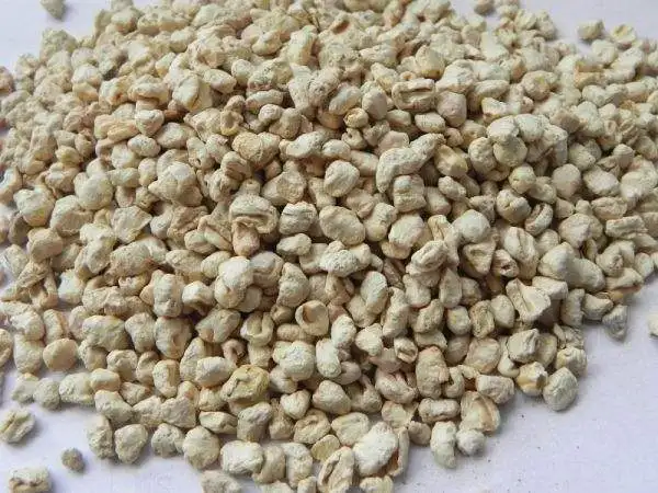 Excellent Abrasive & Absorbent Media Natural No Dust Corn Cob Pellets Bedding Grits For Oil Removing / Polishing