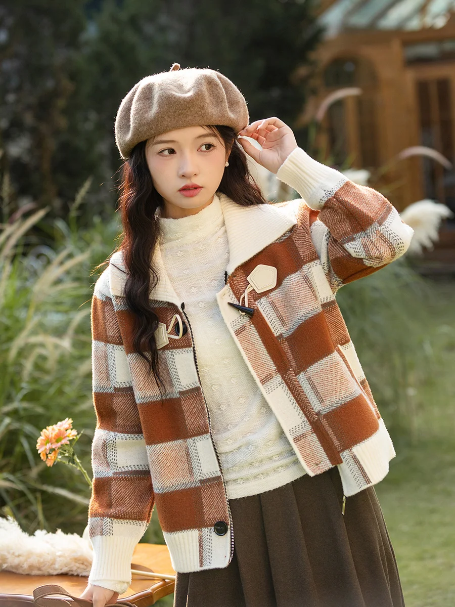 

Ретро-жакет в клетку для женщин, свободный крой, с отложным воротником, в корейском стиле, весенний дизайн, модный, для повседневной носки, из нейлона и полиэстера