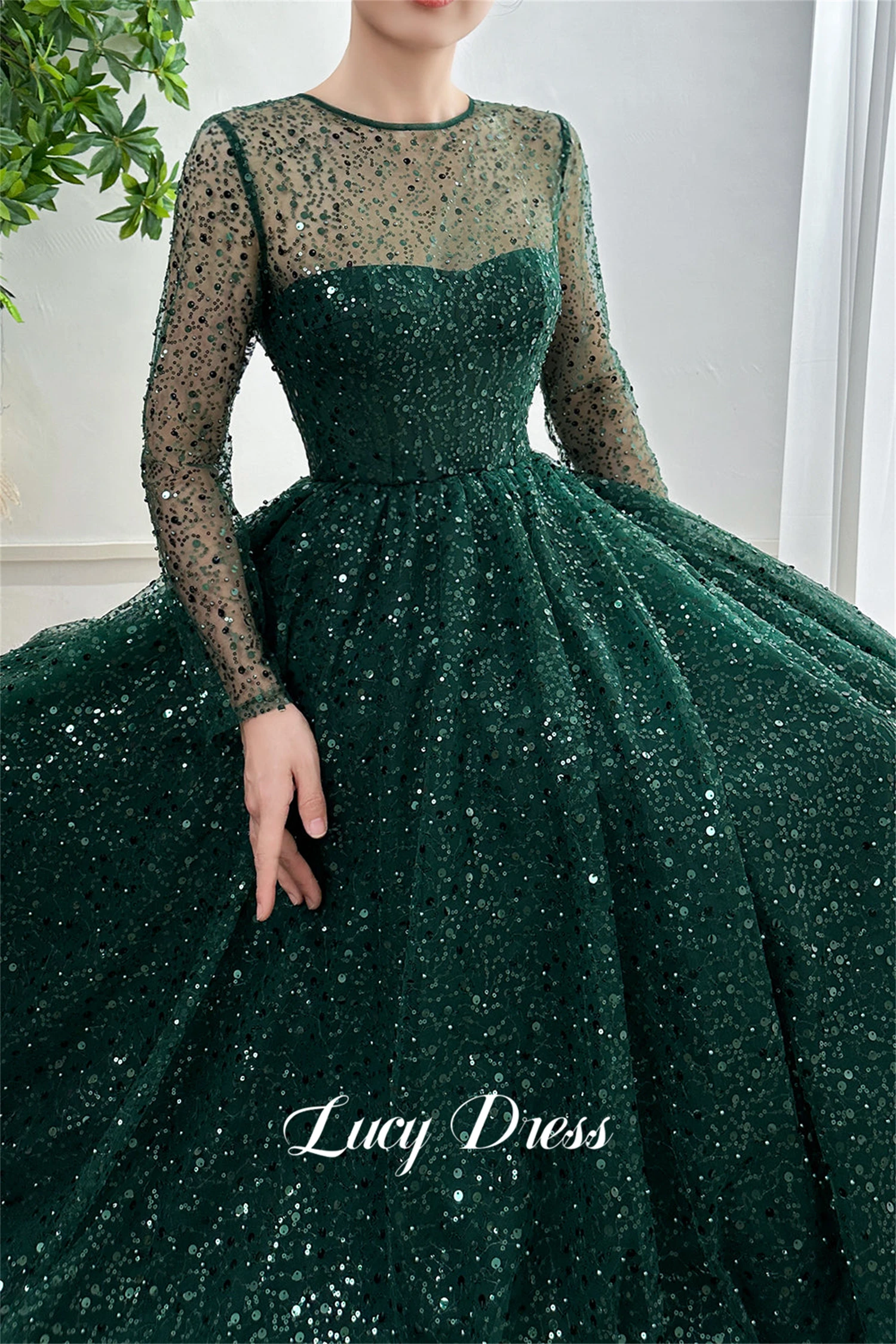 Lucy Grace Green Formal Dress Evening Bead Embroidered Fabric Line A Ladies Dresses for Special Occasions Wedding Prom Party