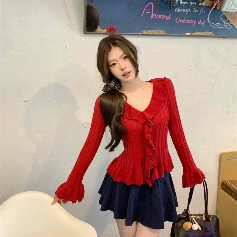 

Korean contrasting color one-shoulder short-sleeved T-shirt for women 2025 summer new irregular knitted top